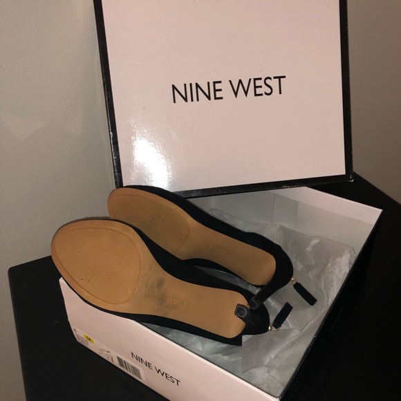 Nine West Ankle Bootie - Picture 7 of 8
